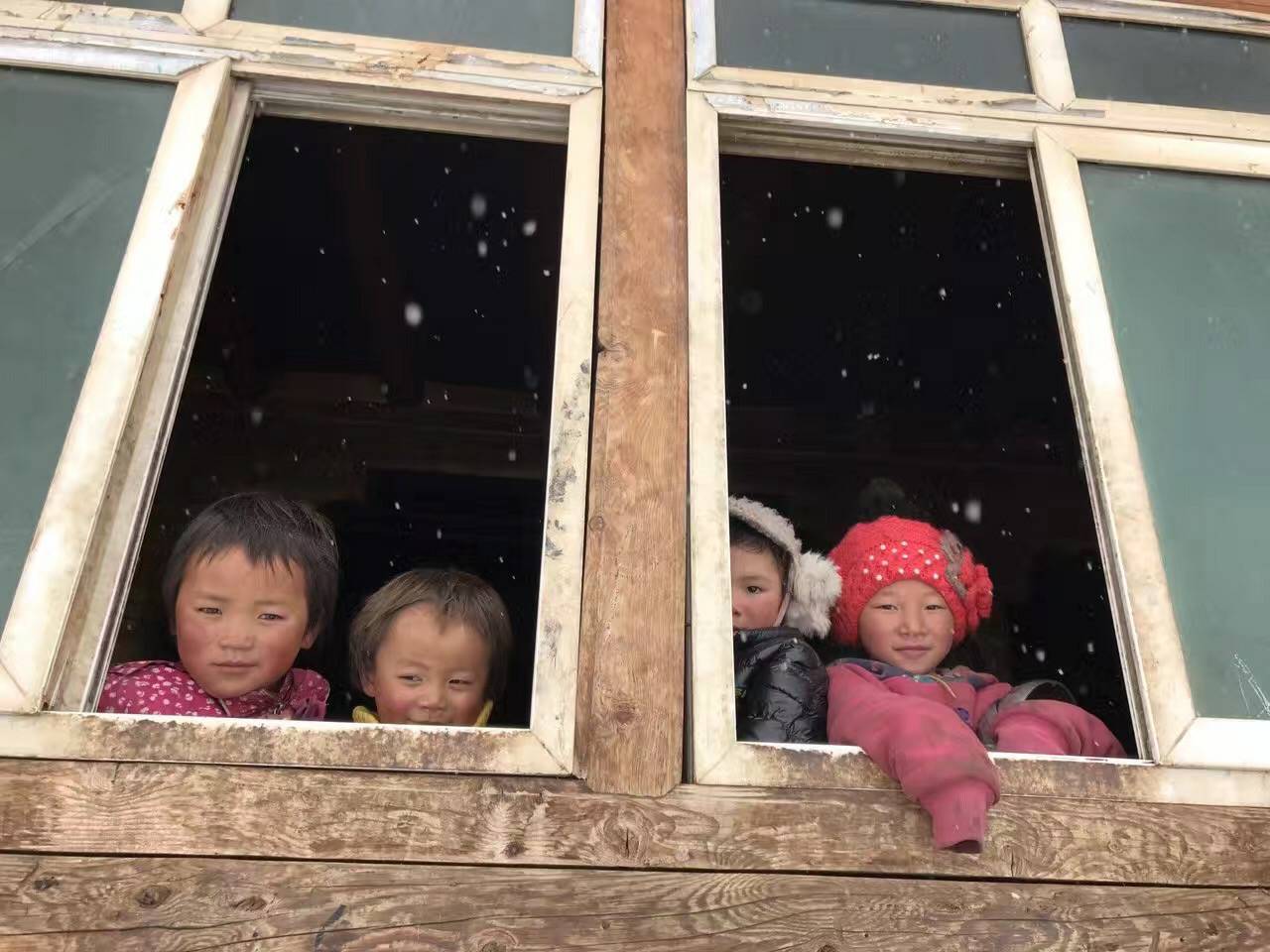 天津韩志企业数字化转型有限公司公益回顾丨家国同欢月同圆 温暖满载甘孜州(图9)